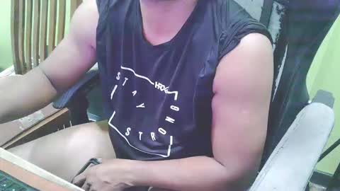 bigdickguyaux online show from April 23, 6:43 pm