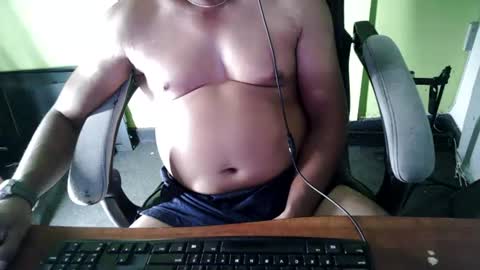 Snapshot of bigdickguyaux chatting on July 2, 6:36 pm bigdickguyaux online show from July 2, 6:36 pm