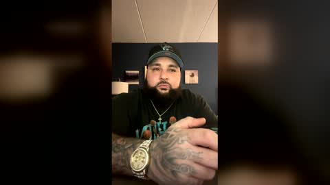 Snapshot of bigdickrican94 chatting on February 20, 12:29 am bigdickrican94 online show from February 20, 12:29 am