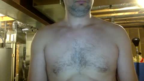 Snapshot of bigdickshowoff9877 chatting on March 11, 6:43 am Bigdickshowoff9877 online show from March 11, 6:43 am