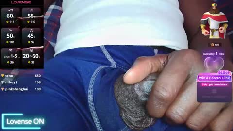 Snapshot of bigdikfreak chatting on March 5, 8:21 am BigDickFreak online show from March 5, 8:21 am