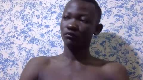 Snapshot of bigfeet9999 chatting on November 3, 8:43 pm Ask in pvt online show from November 3, 8:43 pm