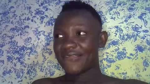 Snapshot of bigfeet9999 chatting on December 13, 11:10 pm Ask in pvt online show from December 13, 11:10 pm