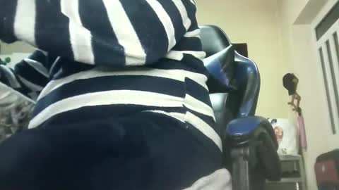 bigfish22222 online show from December 3, 5:15 am