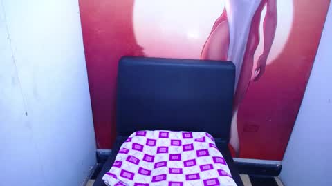 Snapshot of bigg_boobs_xxx chatting on March 4, 1:55 am Sunny online show from March 4, 1:55 am