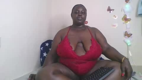 Bigg Cate online show from November 2, 3:36 pm