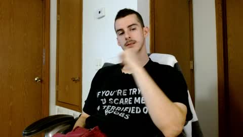 Snapshot of biggerbradd chatting on July 1, 3:56 pm biggerbradd online show from July 1, 3:56 pm