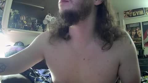 biggerisbetter21 online show from December 9, 10:00 am