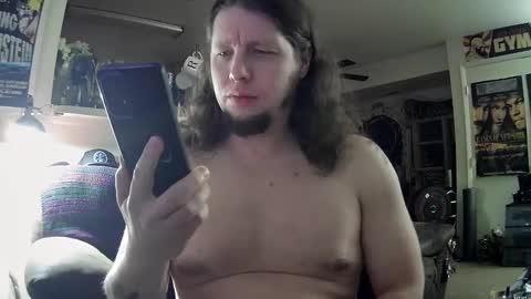 biggerisbetter21 online show from January 9, 10:41 am