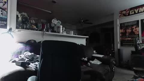 biggerisbetter21 online show from October 2, 7:59 am