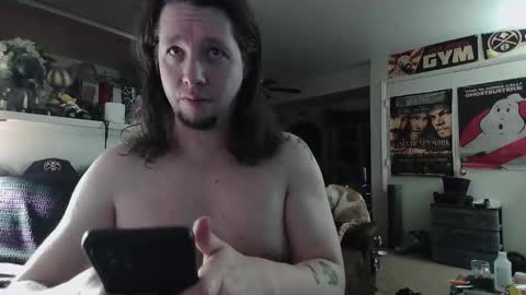 biggerisbetter21 online show from January 15, 12:37 am