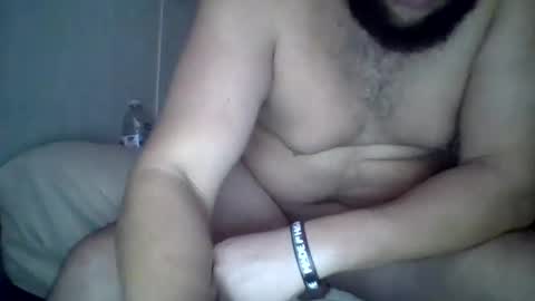 Snapshot of biggerthanasnicker chatting on December 21, 9:58 pm biggerthanasnicker online show from December 21, 9:58 pm