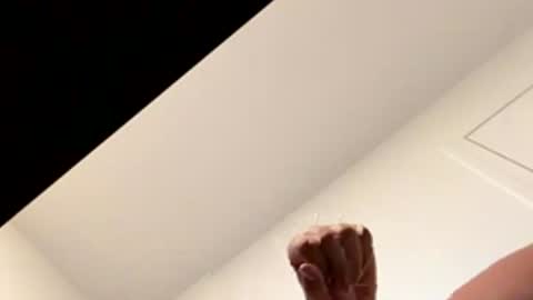 Snapshot of biggerthanasnicker chatting on December 15, 1:37 pm biggerthanasnicker online show from December 15, 1:37 pm