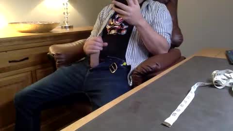 Snapshot of biggestjack1 chatting on January 9, 6:21 pm TheBiggestJack online show from January 9, 6:21 pm