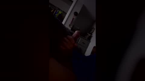 Snapshot of biggthing111 chatting on March 30, 2:23 am biggthing111 online show from March 30, 2:23 am