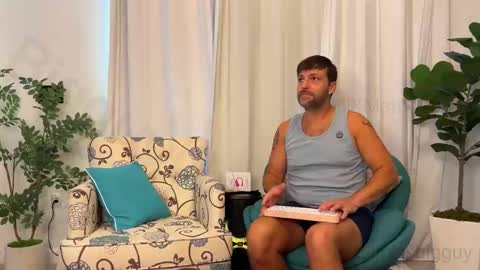 Snapshot of bigguylilmiss chatting on October 18, 9:15 pm LILLI  MATT online show from October 18, 9:15 pm
