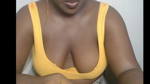 Snapshot of biggybudy chatting on March 31, 9:48 pm biggybudy online show from March 31, 9:48 pm