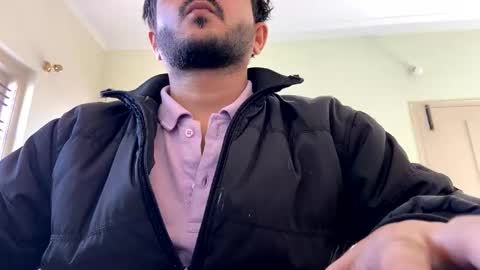 Snapshot of bighandsomesatisfy chatting on December 31, 7:53 am bighandsomesatisfy online show from December 31, 7:53 am