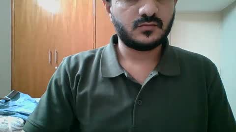 Snapshot of bighandsomesatisfy chatting on January 4, 6:30 pm bighandsomesatisfy online show from January 4, 6:30 pm