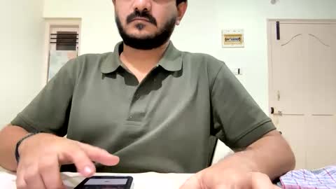 Snapshot of bighandsomesatisfy chatting on January 7, 1:24 pm bighandsomesatisfy online show from January 7, 1:24 pm