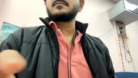 Snapshot of bighandsomesatisfy chatting on January 14, 4:47 am bighandsomesatisfy online show from January 14, 4:47 am