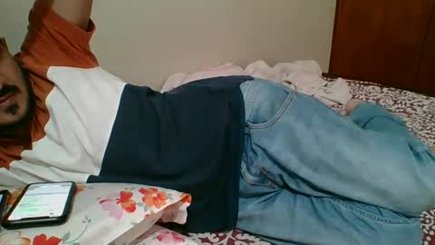 Snapshot of bighandsomesatisfy chatting on January 30, 9:04 am bighandsomesatisfy online show from January 30, 9:04 am