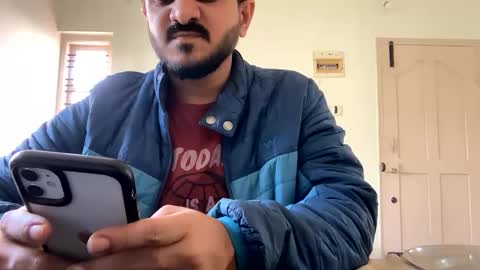 Snapshot of bighandsomesatisfy chatting on February 8, 9:46 am bighandsomesatisfy online show from February 8, 9:46 am