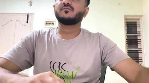 bighandsomesatisfy online show from November 2, 2:19 pm