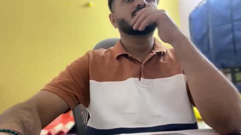 bighandsomesatisfy online show from February 25, 3:10 pm