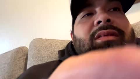 Snapshot of bigheadaddy90 chatting on October 6, 3:31 pm Daniel  Noelia online show from October 6, 3:31 pm