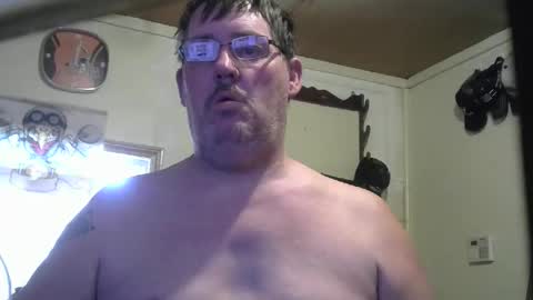 Snapshot of bigjohn41000 chatting on May 31, 6:04 pm bigjohn41000 online show from May 31, 6:04 pm