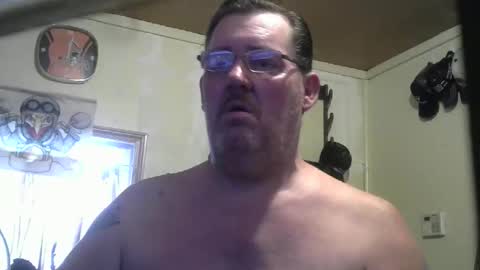 Snapshot of bigjohn41000 chatting on June 1, 9:38 pm bigjohn41000 online show from June 1, 9:38 pm