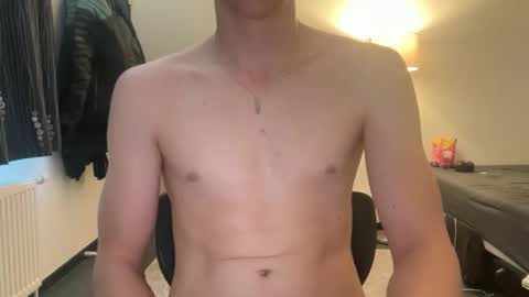 Snapshot of bigleor chatting on February 21, 10:38 am bigleor online show from February 21, 10:38 am