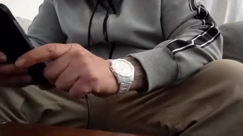 Snapshot of biglk324645168 chatting on February 24, 6:04 pm biglk324645168 online show from February 24, 6:04 pm