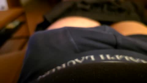 Snapshot of biglolli1 chatting on April 14, 8:37 pm biglolli1 online show from April 14, 8:37 pm