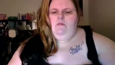 Snapshot of bigmama91 chatting on June 19, 3:16 pm bigmama91 online show from June 19, 3:16 pm