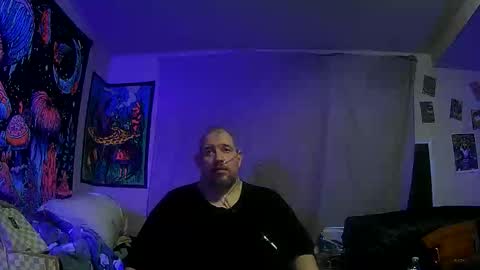 Snapshot of bigman42of0rlife chatting on December 14, 12:10 pm bigman42of0rlife online show from December 14, 12:10 pm