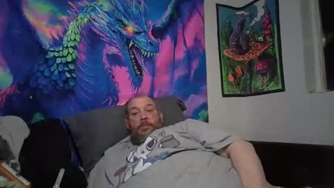 bigman42of0rlife online show from May 11, 10:32 am