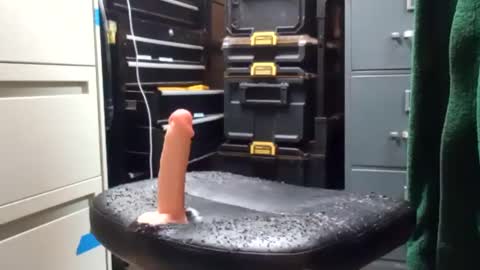 Snapshot of bigmanaround9 chatting on December 2, 10:18 am bigmanaround9 online show from December 2, 10:18 am