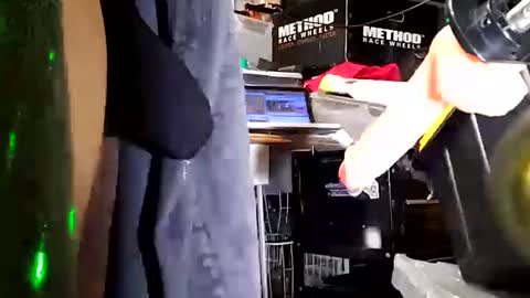 Snapshot of bigmanaround9 chatting on February 9, 10:31 am bigmanaround9 online show from February 9, 10:31 am