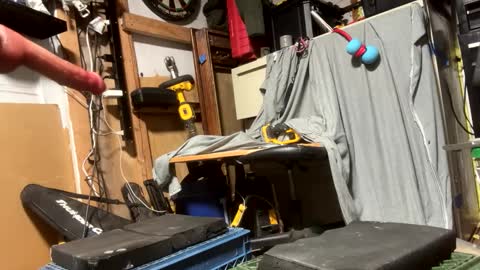 Snapshot of bigmanaround9 chatting on February 28, 11:03 am bigmanaround9 online show from February 28, 11:03 am