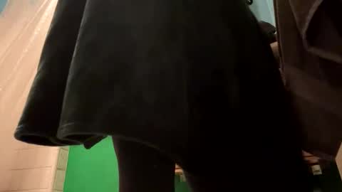 bigmanaround9 online show from March 27, 8:09 am