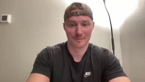 Snapshot of bigmcr1 chatting on December 4, 1:03 am Nick Barker online show from December 4, 1:03 am