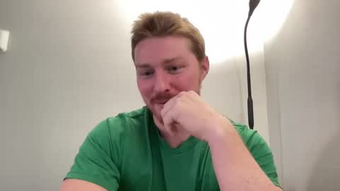 Snapshot of bigmcr1 chatting on December 13, 10:34 pm Nick Barker online show from December 13, 10:34 pm