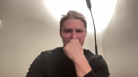 Snapshot of bigmcr1 chatting on December 29, 2:06 am Nick Barker online show from December 29, 2:06 am