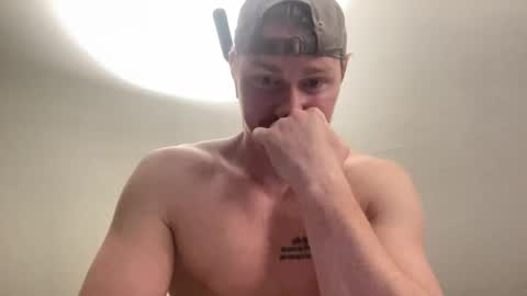 Snapshot of bigmcr1 chatting on February 5, 5:20 am Nick Barker online show from February 5, 5:20 am