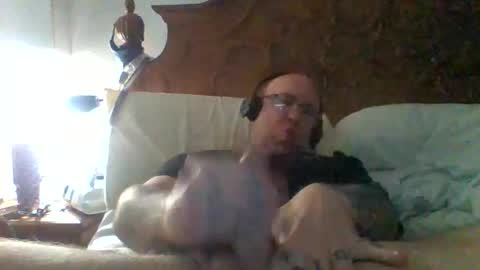 bigmike197167 online show from April 9, 7:03 am
