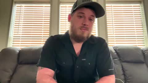 Bigmike online show from June 3, 11:32 pm