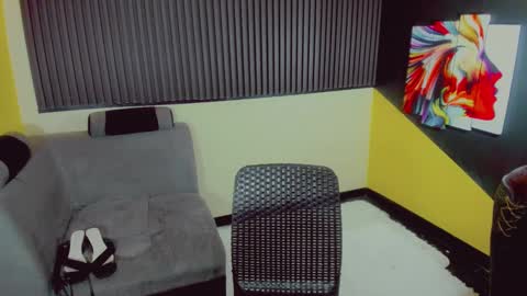 kiaaannaaaa online show from January 8, 12:38 am