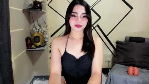 kiaaannaaaa online show from September 13, 8:36 am